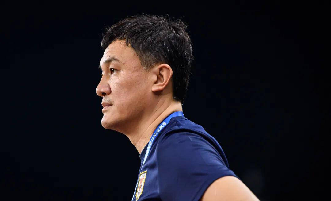 详细阅读:开云娱乐 -包含山东泰山迎国王杯关键赛,赛后单刀错失,引发热议,临场指挥获称赞的词条 开云娱乐 -包含山东泰山迎国王杯关键赛,赛后单刀错失,引发热议,临场指挥获称赞的词条